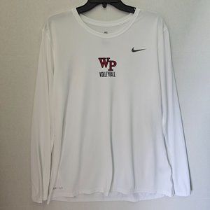 NIKE. THE NIKE TEE. DRI FIT. WOMEN. LONG SLEEVE TSHIRT. NEW.